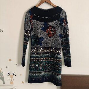TATU Tunic Dress Women's Size 2 Boho Floral Winter Long Sleeve Herringbone